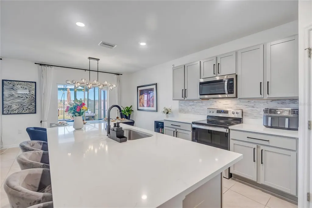 10482 Quail Grove Way San Antonio FL 33576