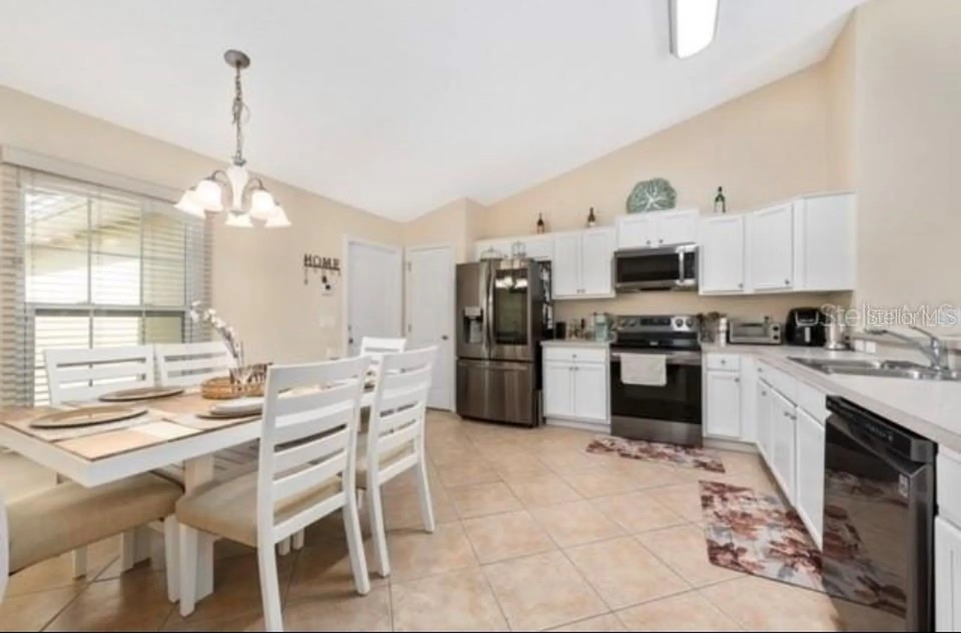 538 Lakeview Court Kissimmee FL 34759