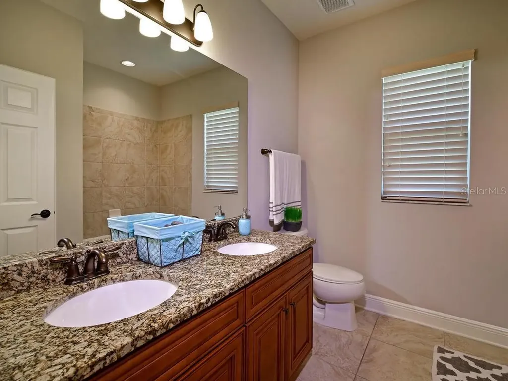 8031 111th Terrace E Parrish FL 34219
