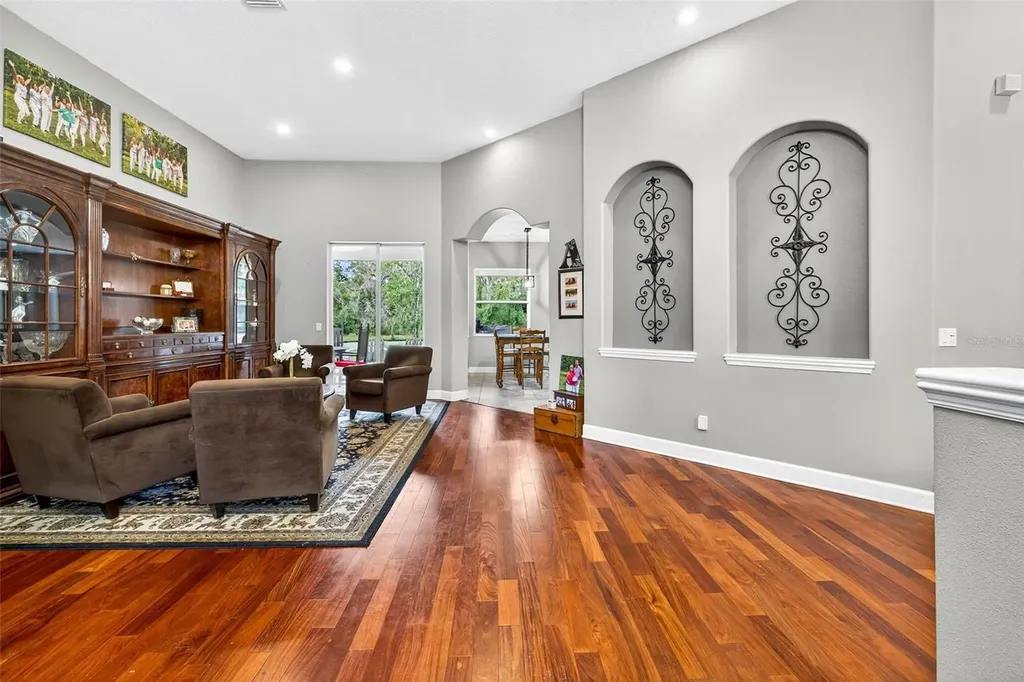 13887 Gavin Road Dover FL 33527