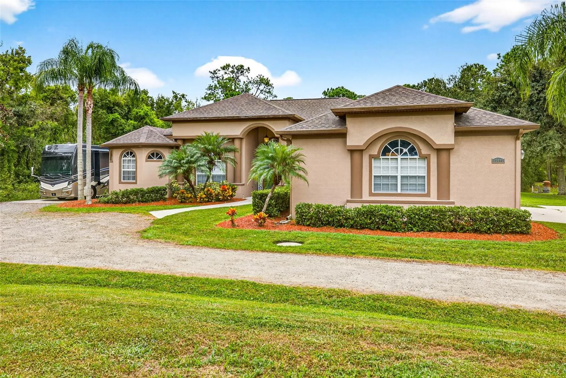 13887 Gavin Road Dover FL 33527