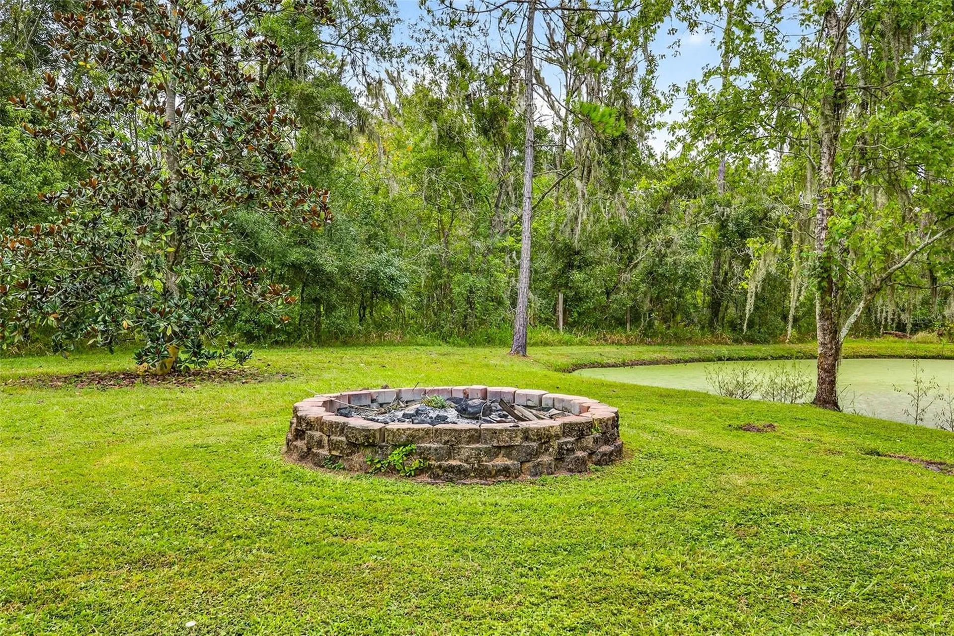 13887 Gavin Road Dover FL 33527