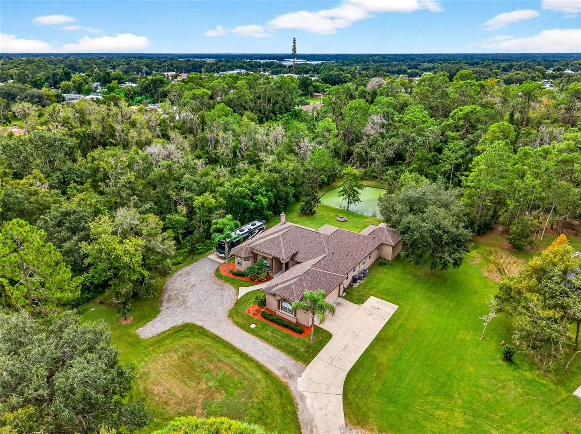 13887 Gavin Road Dover FL 33527