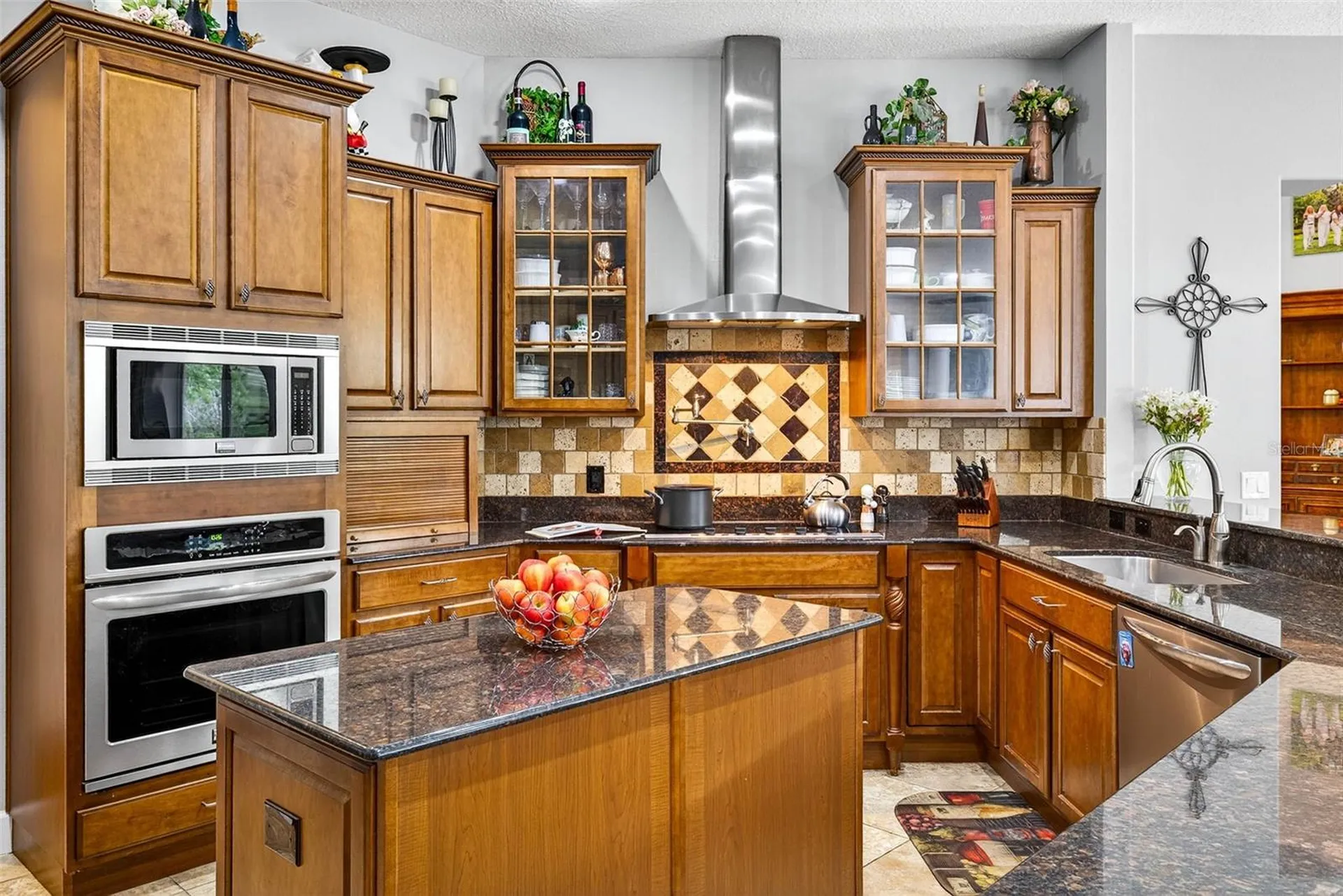 13887 Gavin Road Dover FL 33527