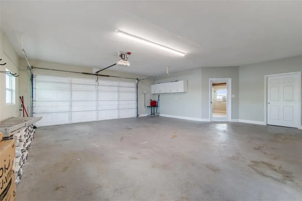 9901 Bay Drive Gibsonton FL 33534