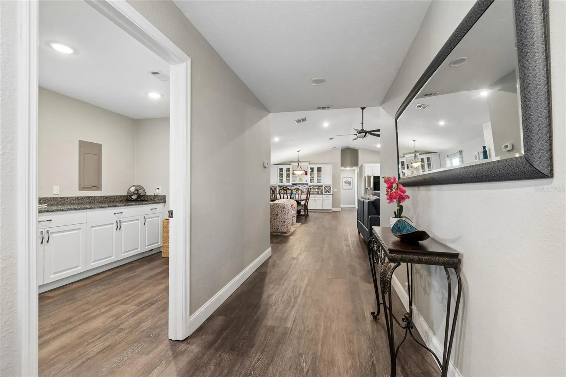 9901 Bay Drive Gibsonton FL 33534