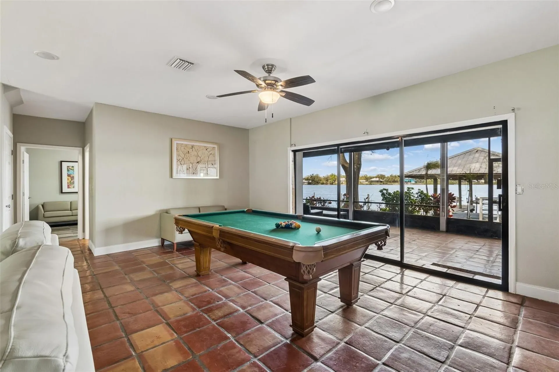 9901 Bay Drive Gibsonton FL 33534