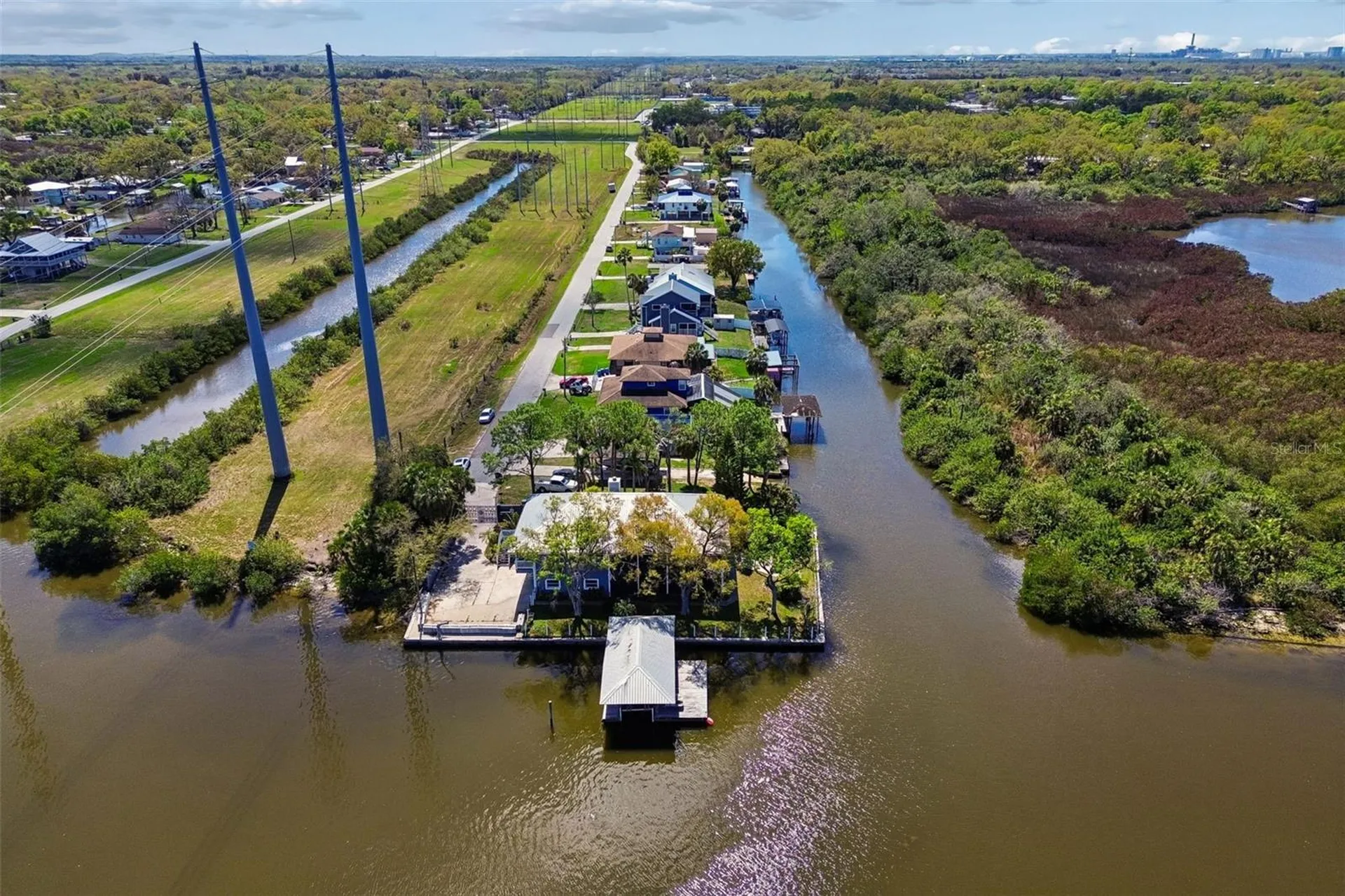 9901 Bay Drive Gibsonton FL 33534