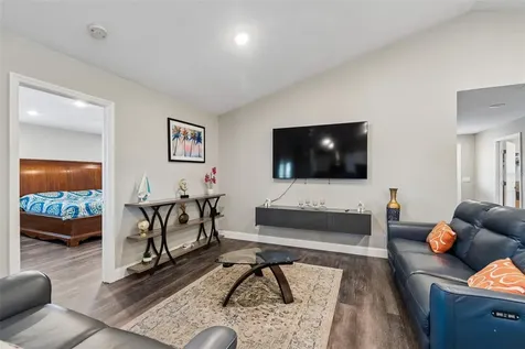 9901 Bay Drive Gibsonton FL 33534