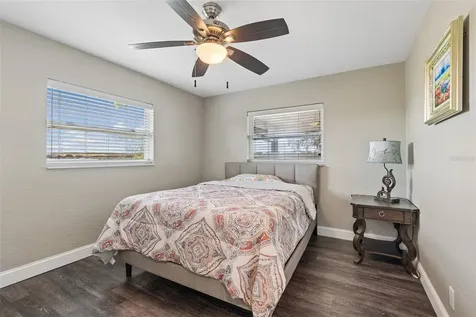 9901 Bay Drive Gibsonton FL 33534