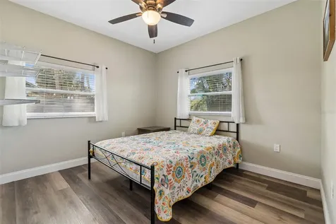 9901 Bay Drive Gibsonton FL 33534