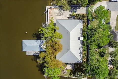 9901 Bay Drive Gibsonton FL 33534