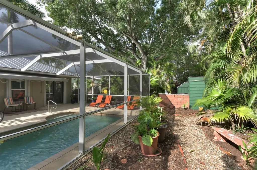 521 W Olympia Avenue Punta Gorda FL 33950