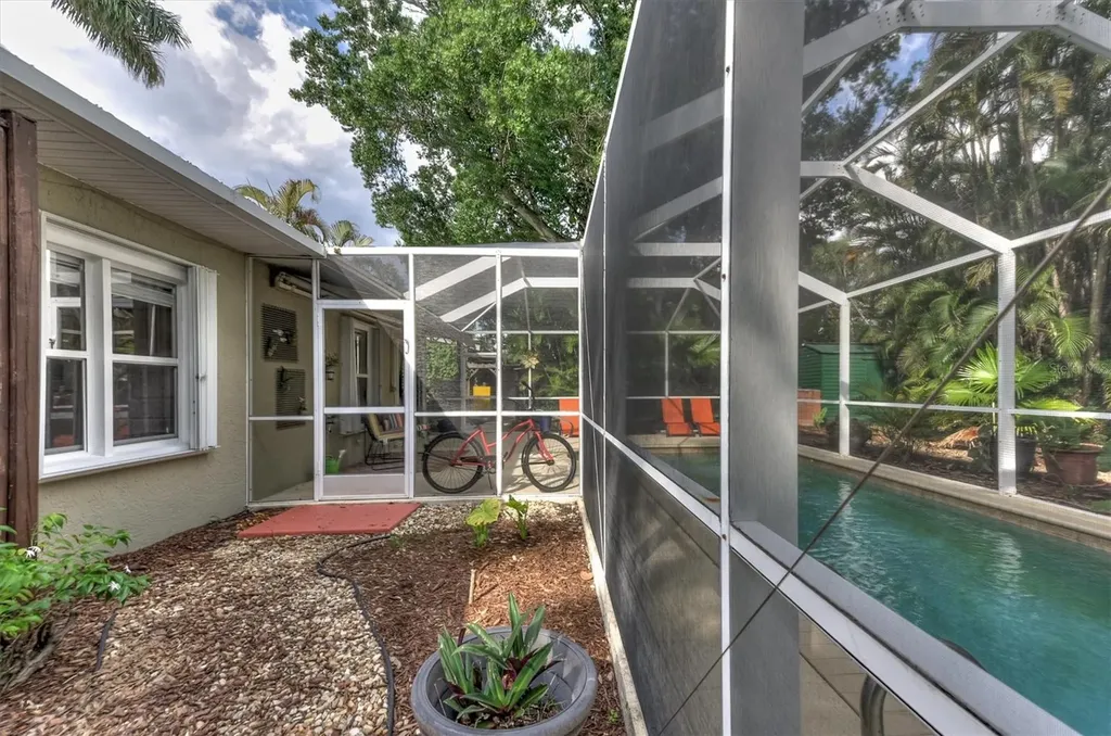 521 W Olympia Avenue Punta Gorda FL 33950