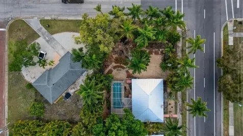 521 W Olympia Avenue Punta Gorda FL 33950