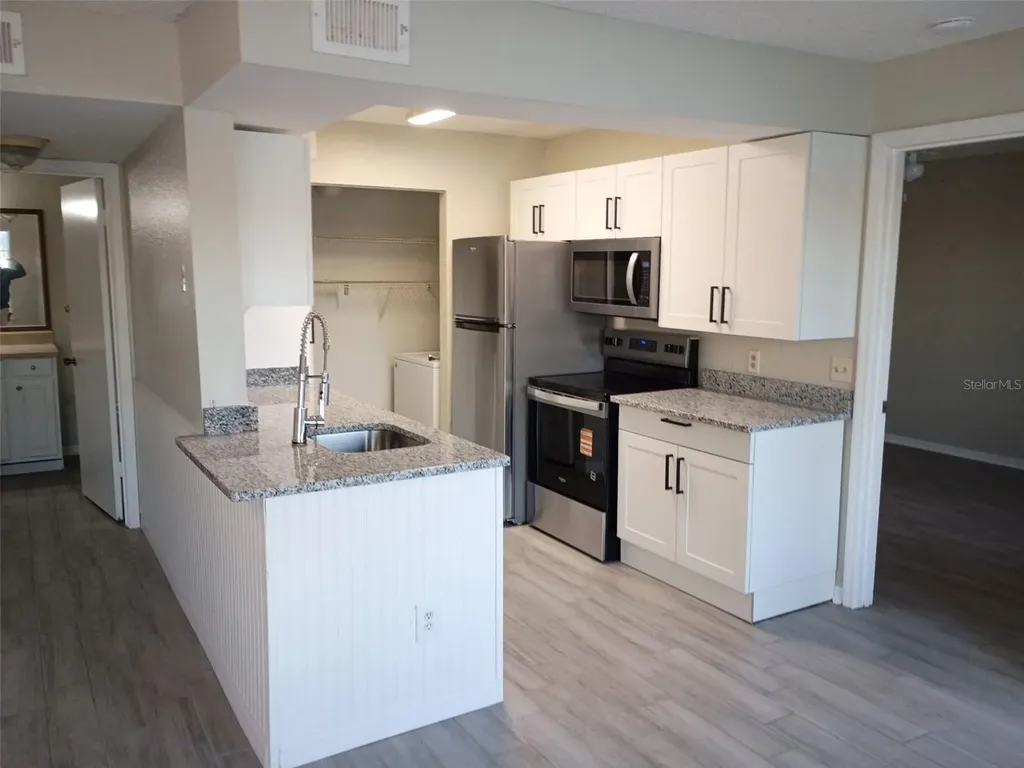 1037 S Hiawassee Road Orlando FL 32835