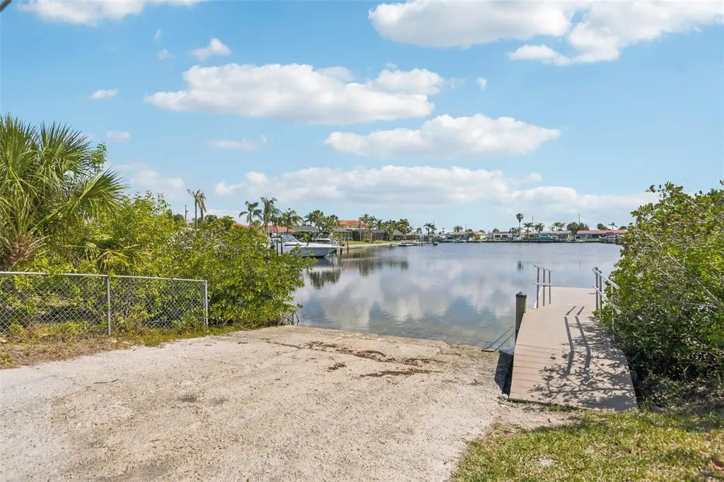3855 Topsail Trail New Port Richey FL 34652