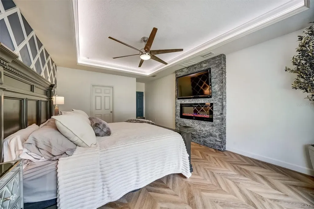 1611 Tilted Cypress Place Wesley Chapel FL 33544