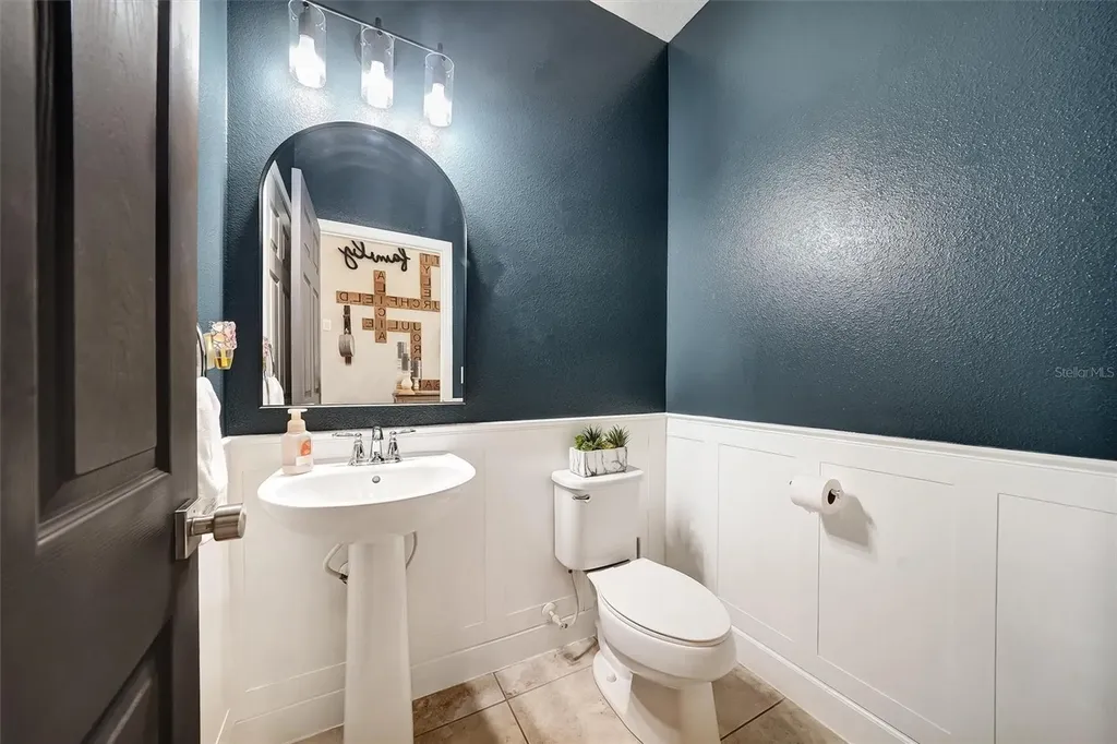 1611 Tilted Cypress Place Wesley Chapel FL 33544