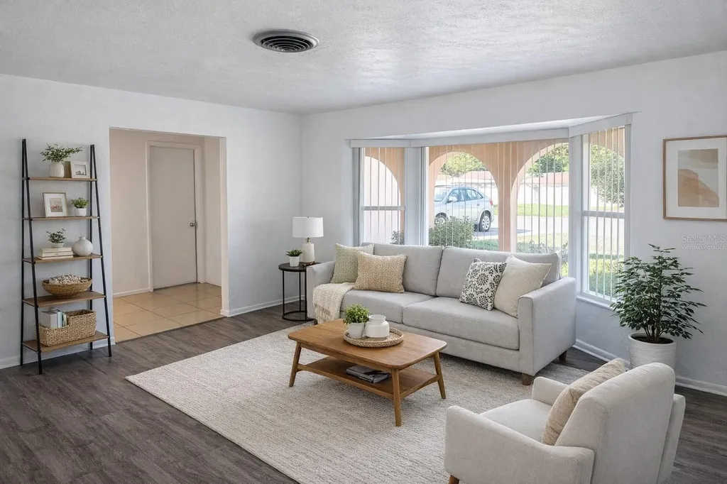6480 31st Terrace N St Petersburg FL 33710
