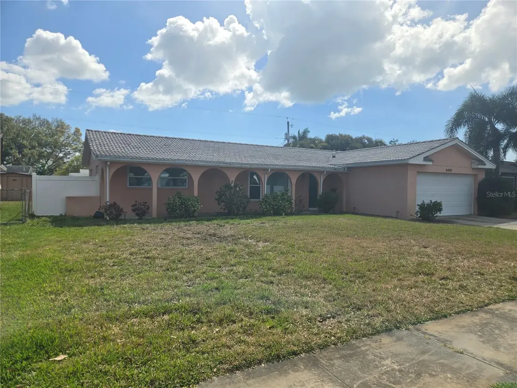 6480 31st Terrace N St Petersburg FL 33710