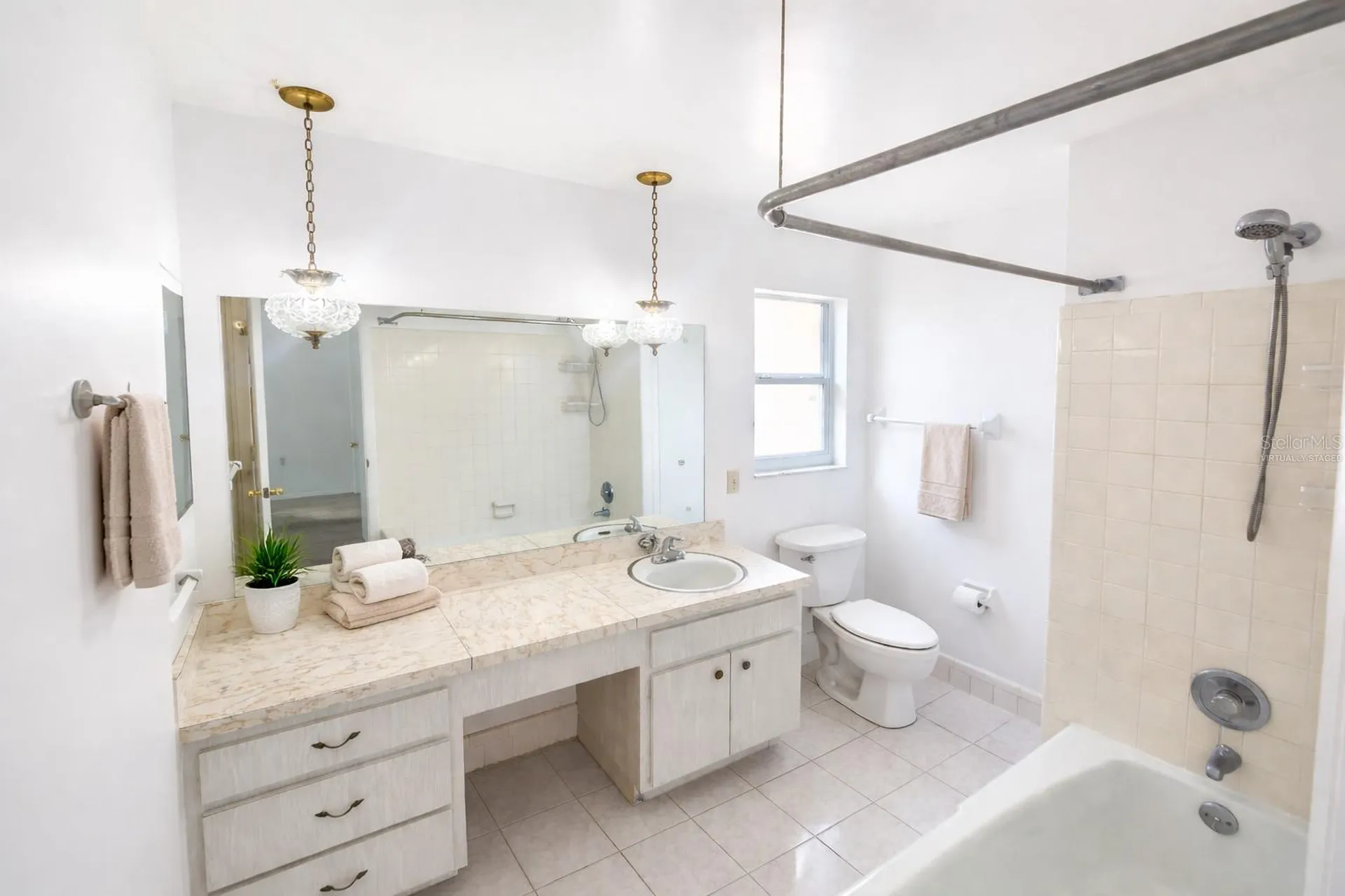 6480 31st Terrace N St Petersburg FL 33710