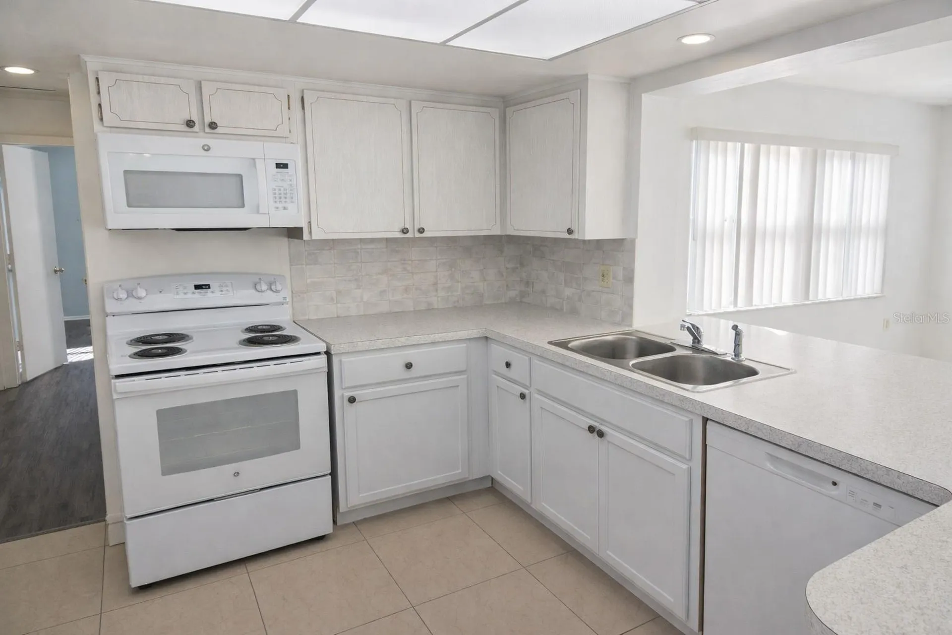6480 31st Terrace N St Petersburg FL 33710