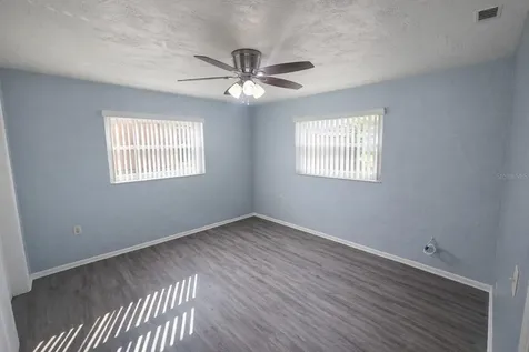 6480 31st Terrace N St Petersburg FL 33710