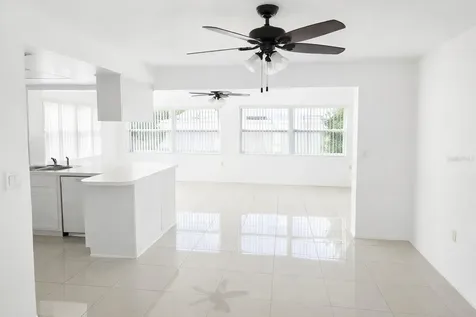 6480 31st Terrace N St Petersburg FL 33710