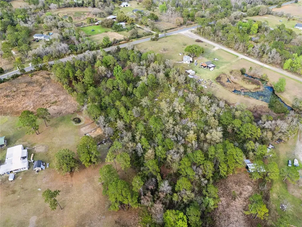 541 E Osceola Road Geneva FL 32732
