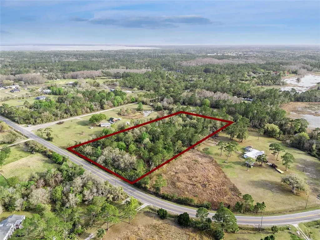 541 E Osceola Road Geneva FL 32732
