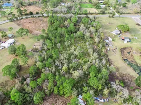 541 E Osceola Road Geneva FL 32732