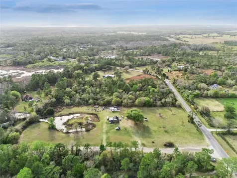541 E Osceola Road Geneva FL 32732