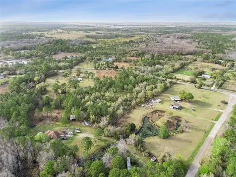 541 E Osceola Road Geneva FL 32732
