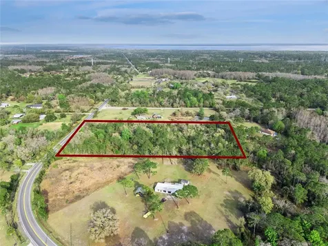 541 E Osceola Road Geneva FL 32732