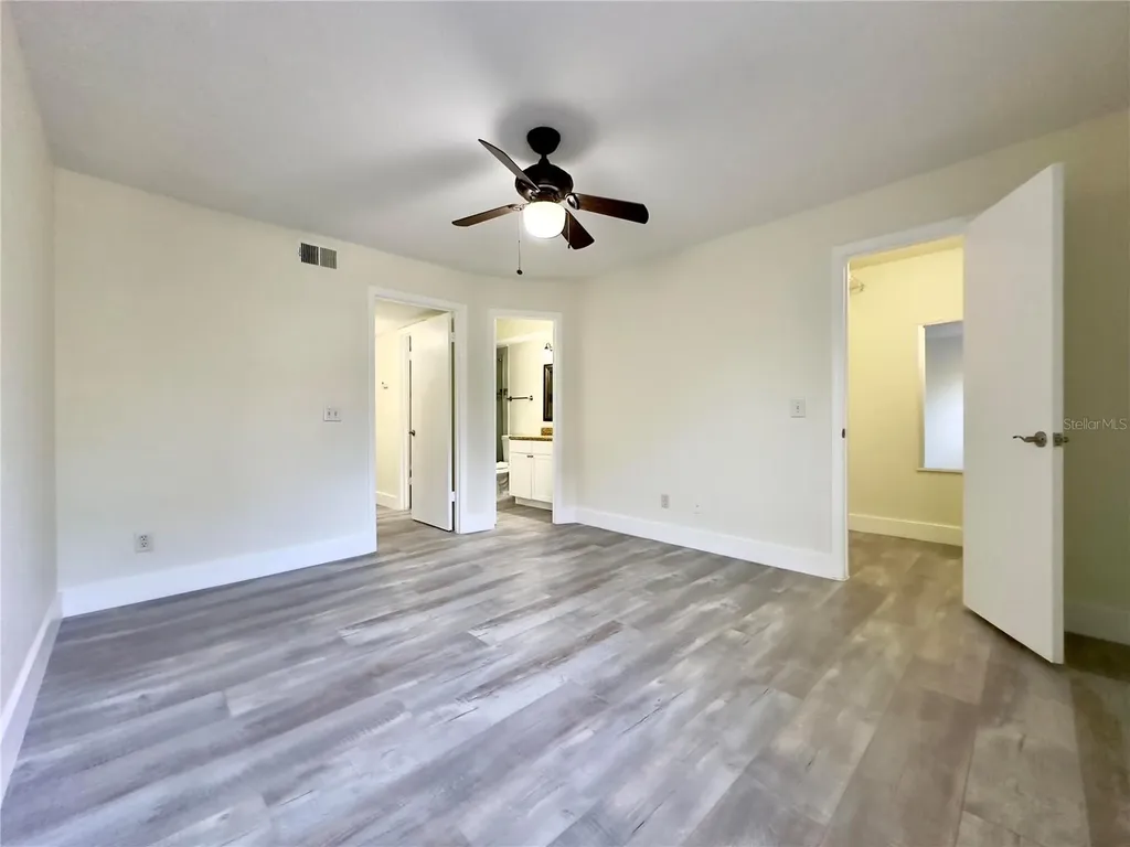 5140 Conroy Road Orlando FL 32811