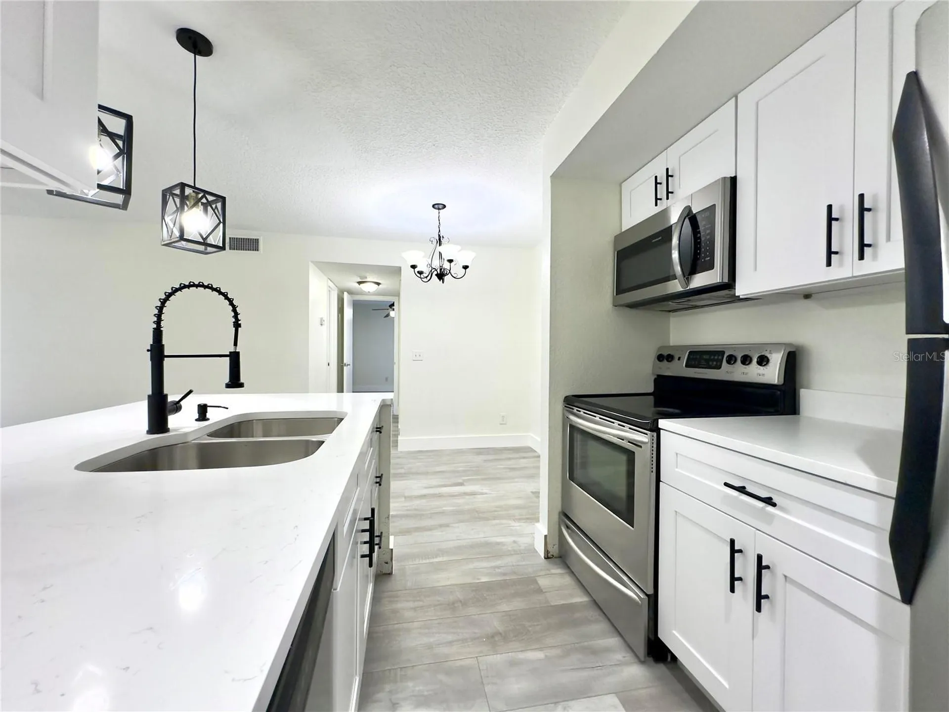5140 Conroy Road Orlando FL 32811