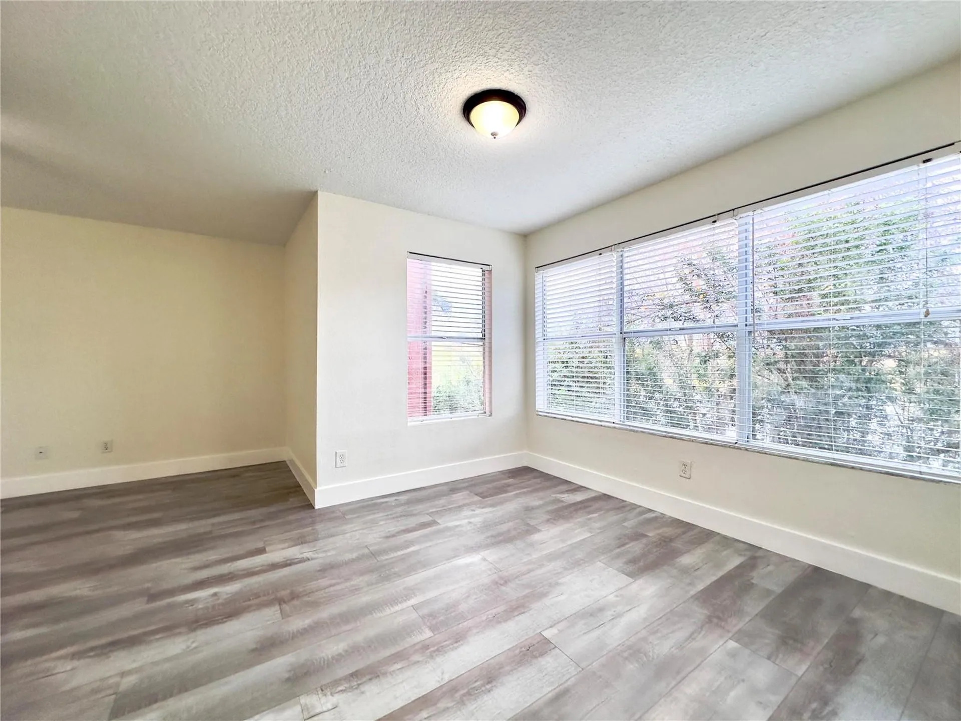 5140 Conroy Road Orlando FL 32811