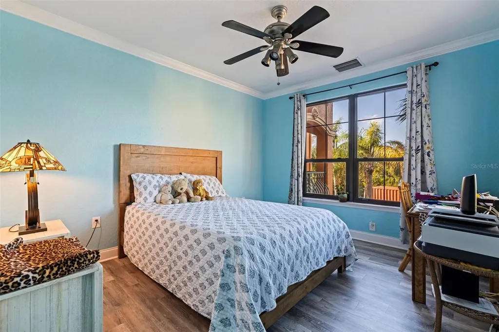 2773 Via Cipriani Clearwater FL 33764