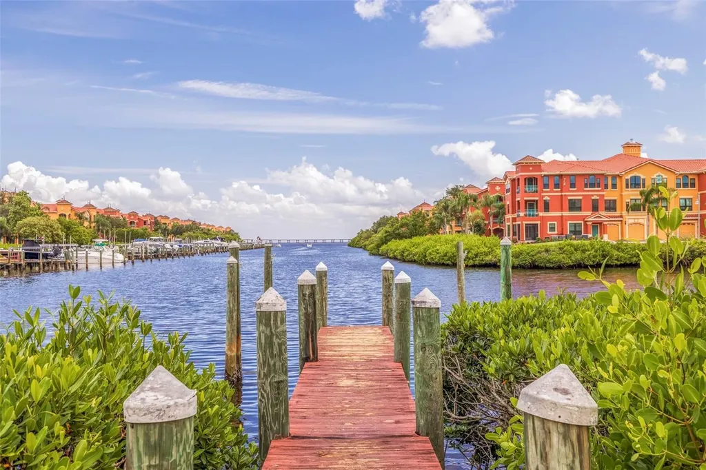 2773 Via Cipriani Clearwater FL 33764