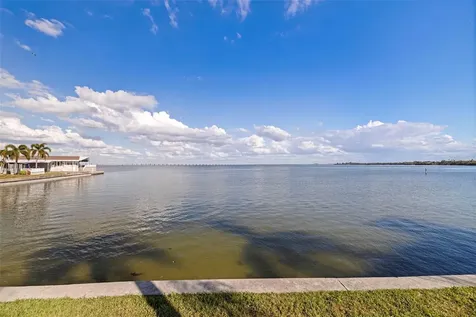 2773 Via Cipriani Clearwater FL 33764
