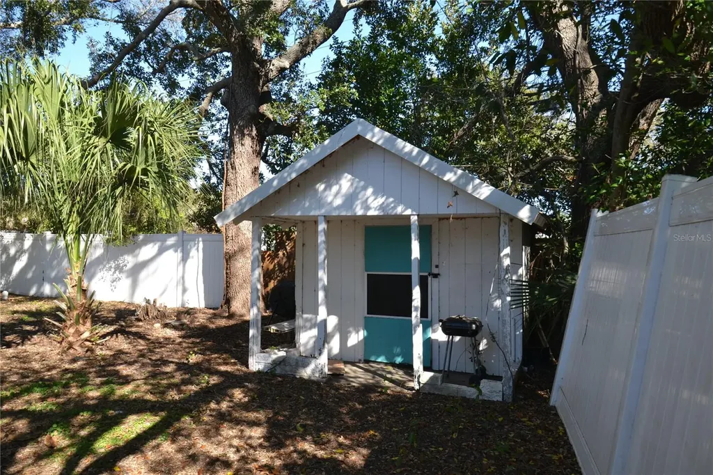 11465 92nd Street Largo FL 33773