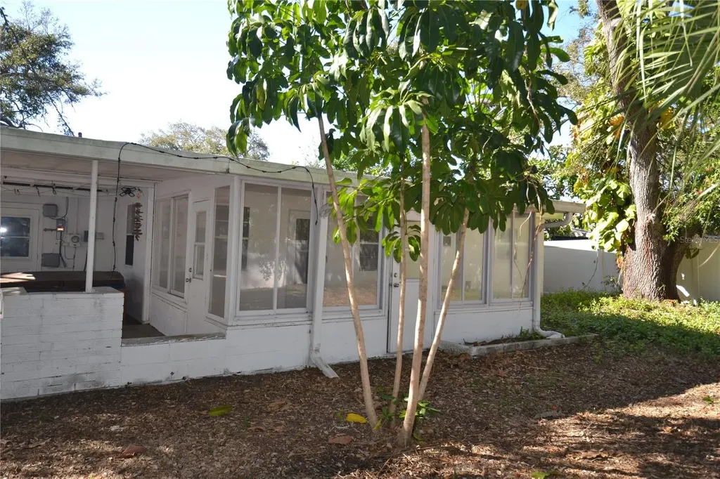 11465 92nd Street Largo FL 33773
