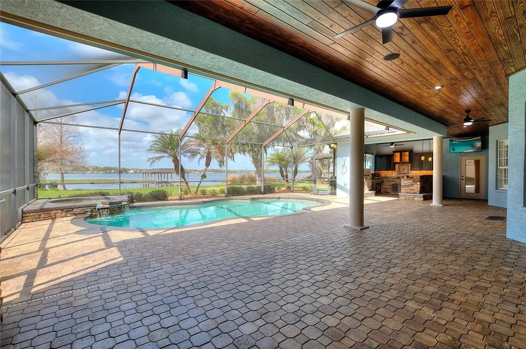 4848 Island Shores Lane Lakeland FL 33809