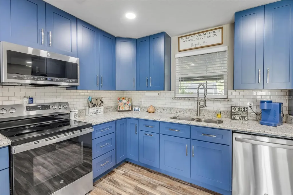 2711 Pine Tree Drive Edgewater FL 32141