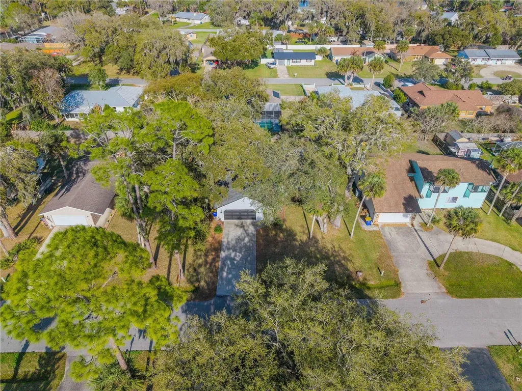2711 Pine Tree Drive Edgewater FL 32141