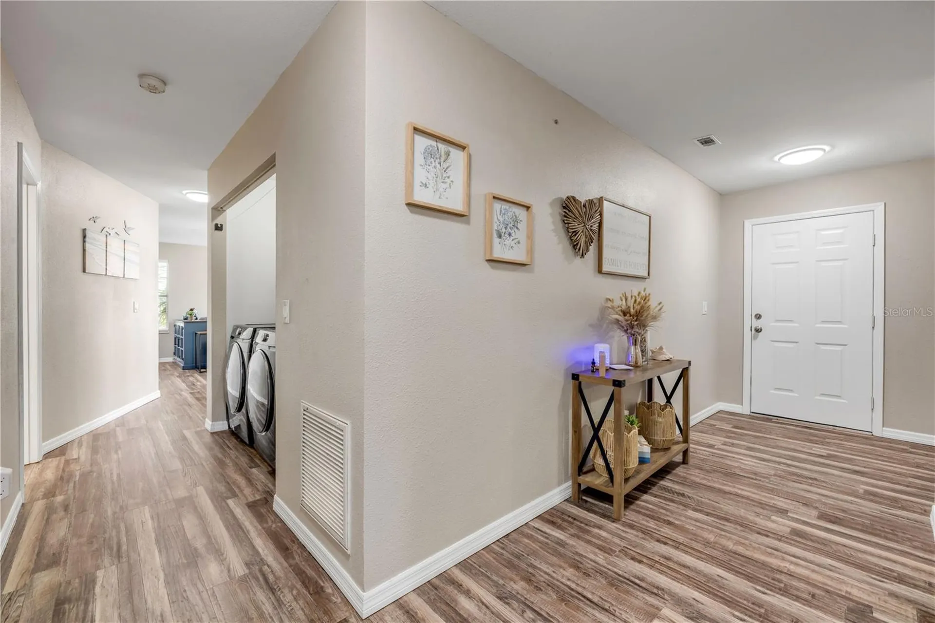 2711 Pine Tree Drive Edgewater FL 32141