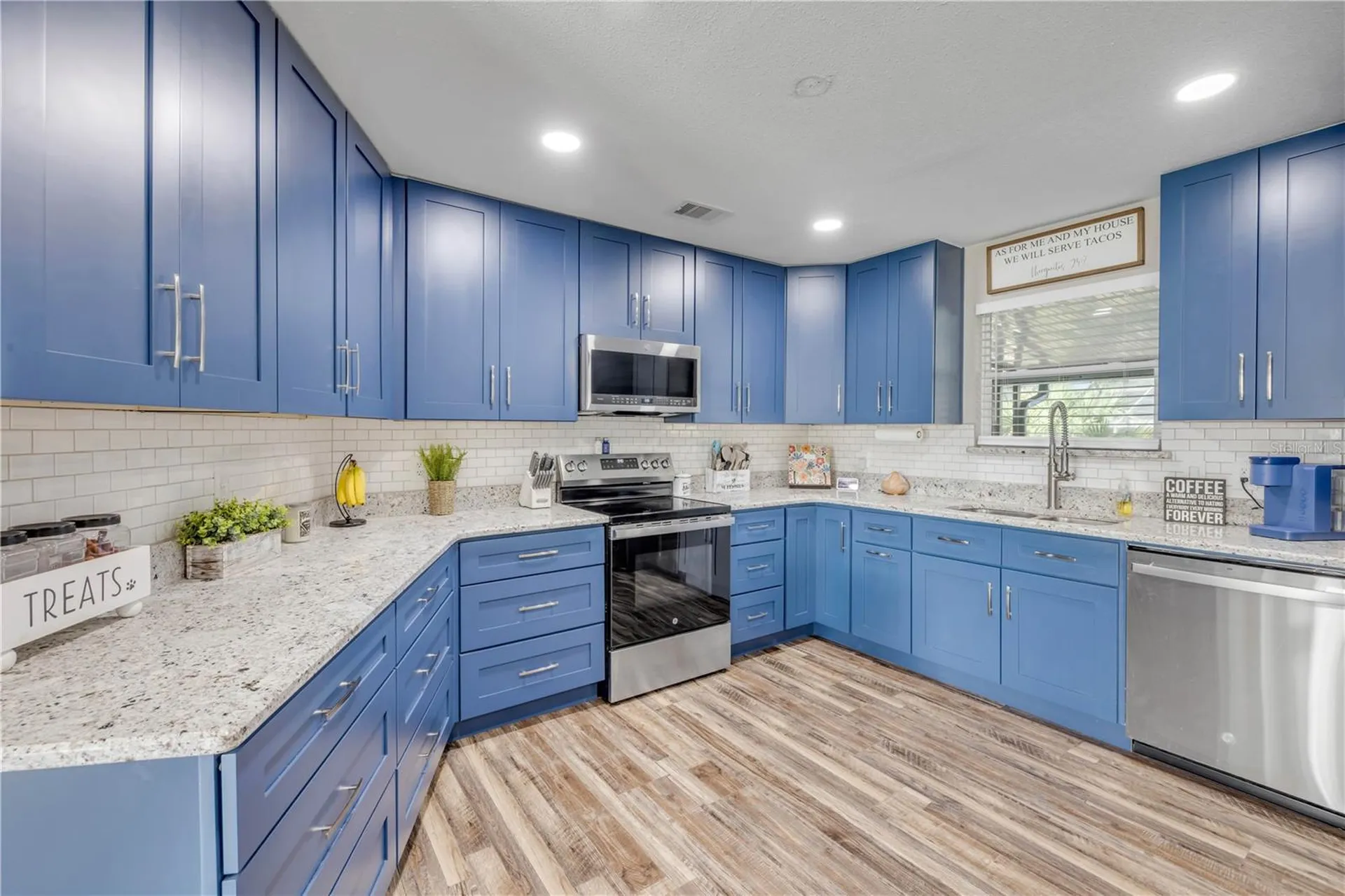 2711 Pine Tree Drive Edgewater FL 32141
