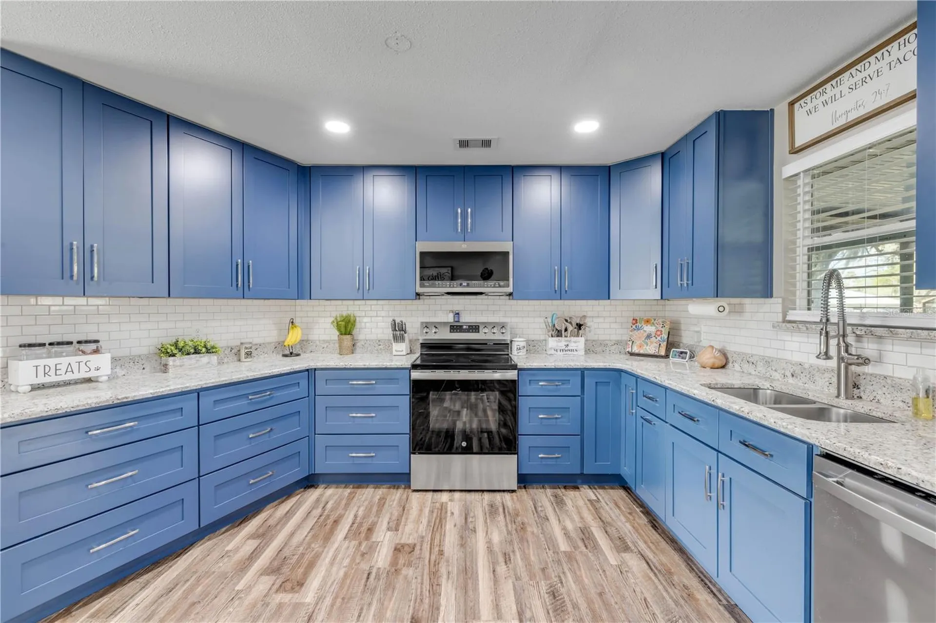 2711 Pine Tree Drive Edgewater FL 32141