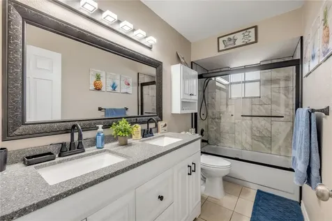2711 Pine Tree Drive Edgewater FL 32141